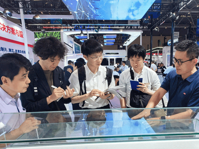 12 - 640?wx_fmt=gif&from=appmsg.jpg